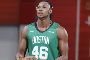 夏联场均15.3分11板！Scotto：老鹰与中锋贝西签Exhibit 10合同