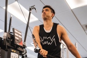 赵继伟社媒分享多张近照：曾有机会见到科比但都错过了 珍惜当下