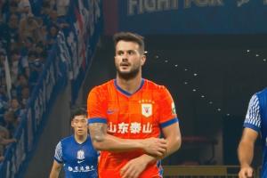 瓦神！瓦科连续7轮破门总计打入13球，含1次大四喜1次帽子戏法！