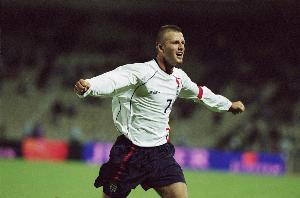 前英国脚：首次去国家队，只有小贝坎贝尔斯科尔斯几个人欢迎了我