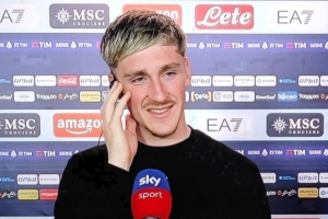 萨勒马科尔斯：从小就看莫德里奇踢球，能和他并肩作战是我的荣幸