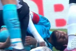 这状态能踢吗内马尔开场不到1分钟自己把脚扭了 表情十分痛苦