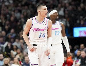 哈达威：球员应对交易流言不能心态脆弱 希罗上赛季就做得很好