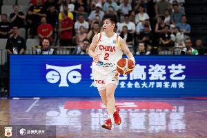 穿针引线！李缘送8助攻&6中2贡献5分 正负值+11