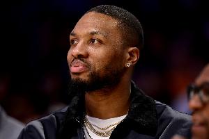 利拉德：跟腱伤势恢复得很顺利 最近已经开始能跑步了