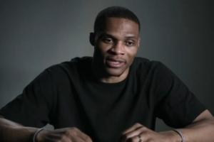 威少21年纪录片谈KD去勇士：看到消息立马笑了 心想他不可能去那