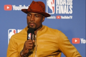 顶级防守长人！祝前NBA球员伊巴卡36岁生日快乐！