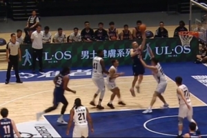 势不可挡！香港金牛厄特尔全场砍下36分2板6助4断 命中6记三分！