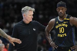 坐不住了！勇记：巴特勒也联系了勇士管理层 询问球队计划