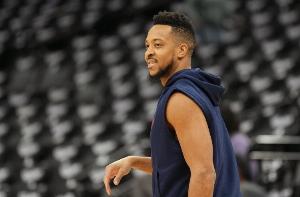 真挚的祝福！祝CJ-麦科勒姆34岁生日快乐！