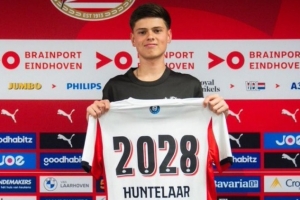 官方：埃因霍温签下16岁亨特拉尔之子塞布-亨特拉尔