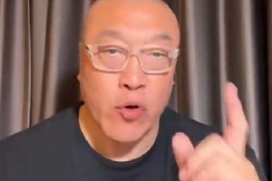 马健：马刺有3个后卫为何对里夫斯感兴趣？明显是经纪公司的抬价