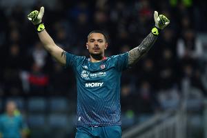 都体：米兰和国米都有意卡利亚里门将卡普里莱，对方标价2000万欧