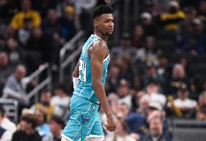 美记：要是布兰登-米勒能练得更壮 新赛季他或许能进全明星