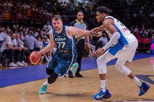 字母：得知东契奇交易时我惊掉下巴 若他能被交易那还有谁不能