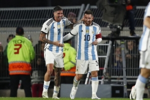 记者：明年世界杯前的6月1日到9日，阿根廷和墨西哥将进行友谊赛