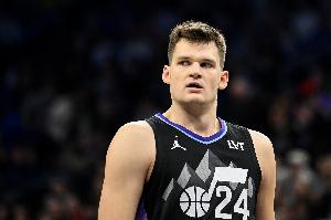 湖人来机会了？爵士队记：凯斯勒提前续约一事没谈拢