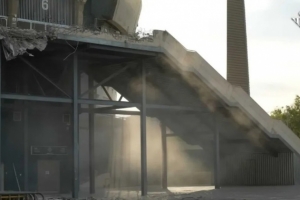 太阳报：贝蒂斯主场已经拆得面目全非，俱乐部希望27-28赛季回归