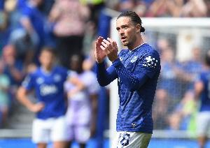 本赛季格拉利什34次带球突破至对手禁区领跑英超，奥多伊次席