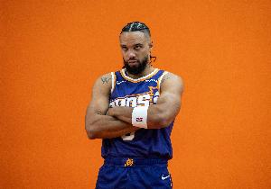 布克：我与狄龙相互尊重 我和队友都欢迎他的到来