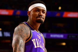 比尔：感谢太阳&他们沟通很直接 很多球队邀请我&我斟酌后来快船