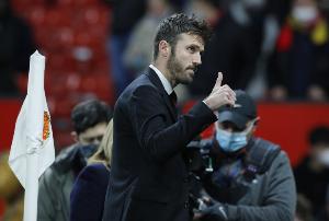 曾临时带队3场不败！英媒：卡里克愿意接手曼联，伊劳拉也是候选