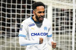 马赛半场3球领先阿贾克斯，队史第4次在欧冠半场取得3球优势