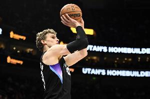 送走3个即战力！爵士围绕年轻人建队 新赛季培养贝利冲10胜72负？