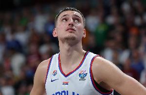 高效！约维奇欧锦赛场均12.8分4板2.2助 三项命中率超180俱乐部