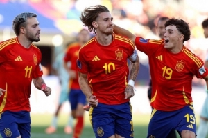 世青赛西班牙2-2墨西哥，西班牙两轮1平1负小组垫底