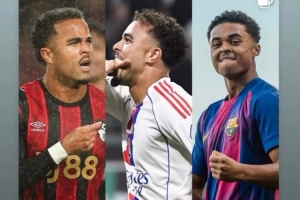 三个儿子本周皆进球！克鲁伊维特转发相关新闻：骄傲的爸爸