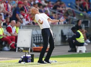 穆帅批评施耶尔德鲁普，挪威主帅：俱乐部教练有责任给他更多时间