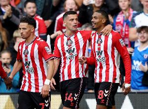 升班马6轮豪取11分！邮报谈桑德兰：扎卡和主帅勒布里斯是关键