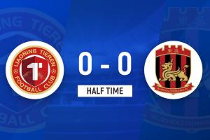 半场-两队进攻乏力合计仅1脚射正 辽宁铁人暂0-0苏州东吴