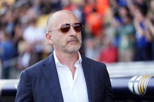 莫雷托：利雅得新月积极谈判并报价，仍试图从国米挖角奥西利奥