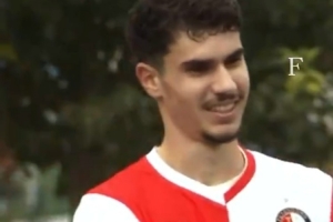 “范小将军”来了⚽范佩西儿子沙奎尔-范佩西友谊赛破门