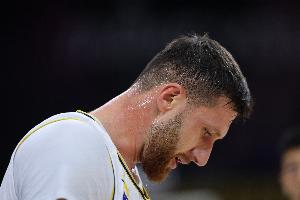 这是要开摆了？爵士季前赛目前打了一场半 一共丢了212分