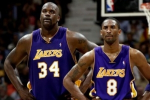 拓媒晒科比&奥尼尔合照调侃：今天的布雷克-韦斯利和杨瀚森