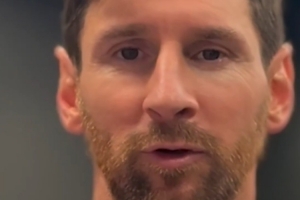 迈阿密晒视频告别阿尔巴，梅西、苏亚雷斯、伊涅斯塔等人寄语