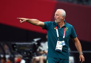 伊拉克主帅：进军世界杯梦想对球员和球迷都很重要 不能掉以轻心