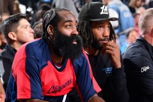 哈登小卡谁历史地位高？静雨：FMVP没得分王值钱 小卡季后赛摘果