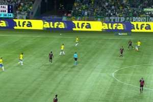 大中锋！阿根廷队首秀不到24小时后，洛佩斯在俱乐部出场破门