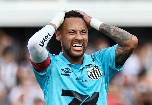 收入腰斩！福布斯：33岁内马尔本赛季收入3800万刀，上赛季1.1亿