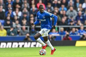 杜库雷：埃弗顿曾挽留我但沙特报价高得多 我已为埃弗顿付出一切