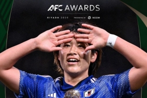 高桥花谈获评亚足联最佳女足球员：很荣幸，但还需努力提升自己