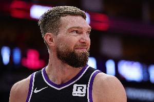 伤势无碍！美记：小萨预计能够出战和太阳的常规赛揭幕战