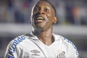 阿斯：厄瓜多尔前国脚遭遇枪击，腿部被击伤但情况稳定无生命危险