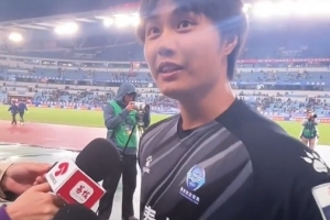 泰州队18岁门将戴曜城：感觉有点梦幻，每一球尽量判断对方往哪打