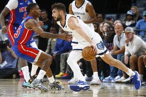 能赶上常规赛吗？灰熊主帅：杰罗姆小腿受伤 回孟菲斯后接受复查