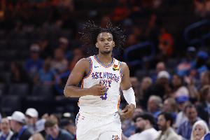 Scotto：奇才裁狄龙-琼斯 后者预计将在双向合同市场引发强烈关注